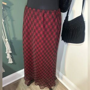 Cato Red Black Sheer Houndstooth Maxi Skirt Medium